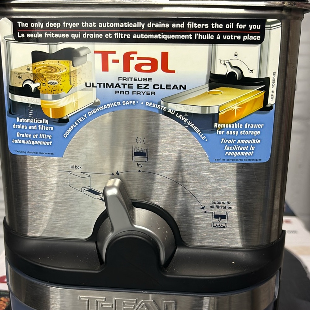 T-fal 3.5L Deep Fryer with Basket, 1700W, Oil Filtration